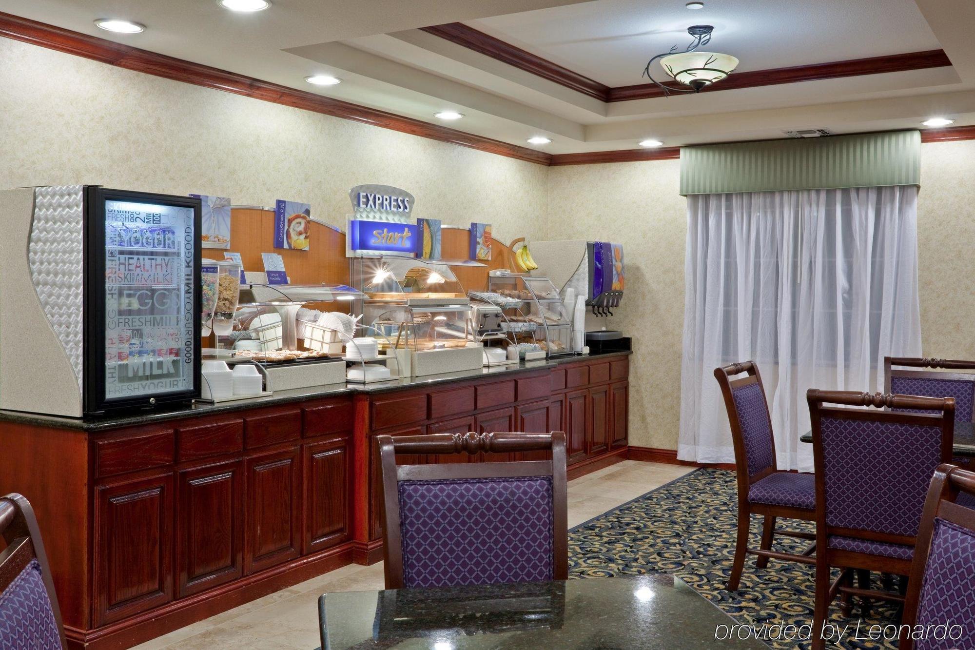 Holiday Inn Express Hotel & Suites Pampa By Ihg Restaurant photo